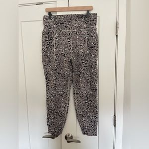 Athleta Salutation Textured Jogger